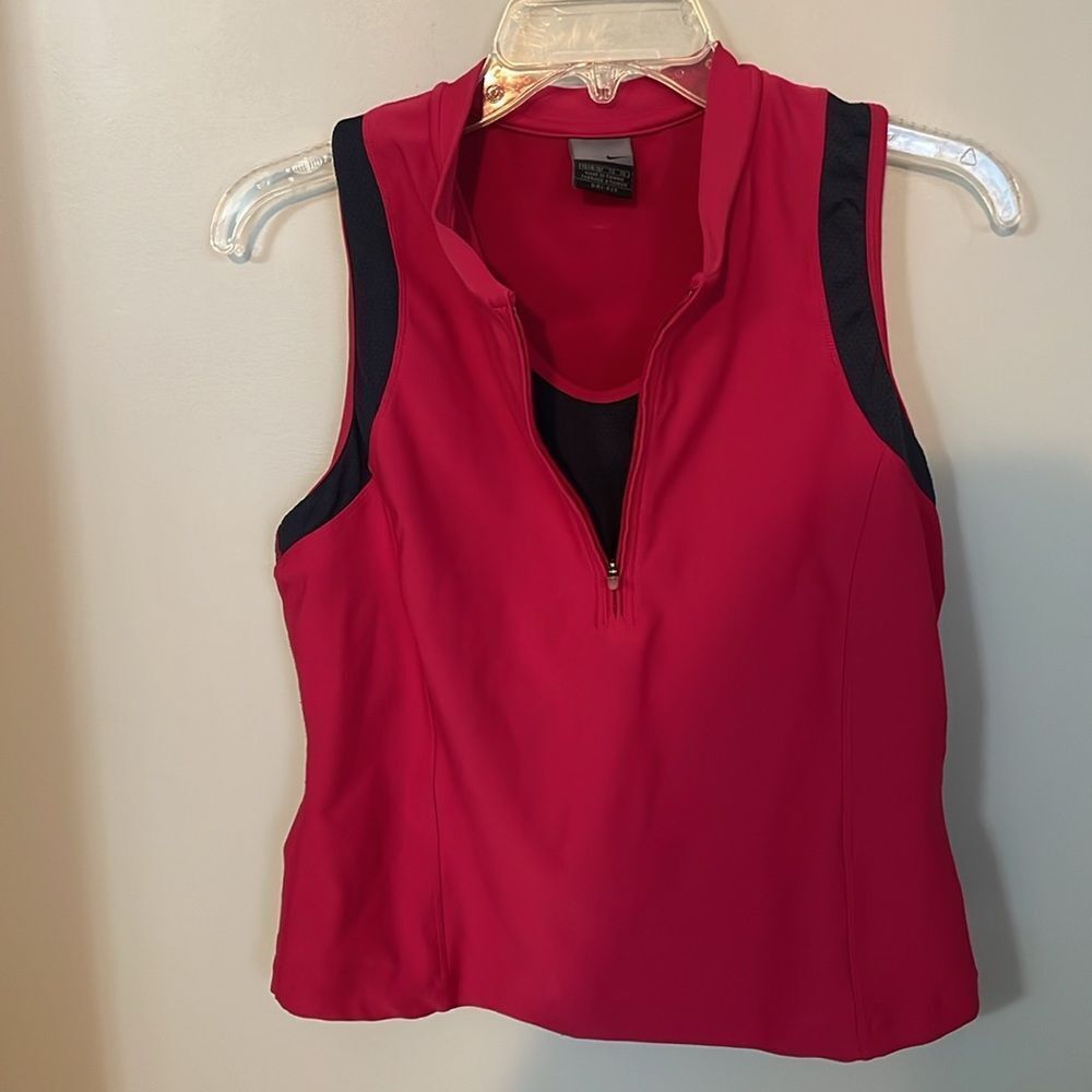 Nike pink and black dri fit women tank top shirt built in bra size 14-16 - Picture 2 of 6